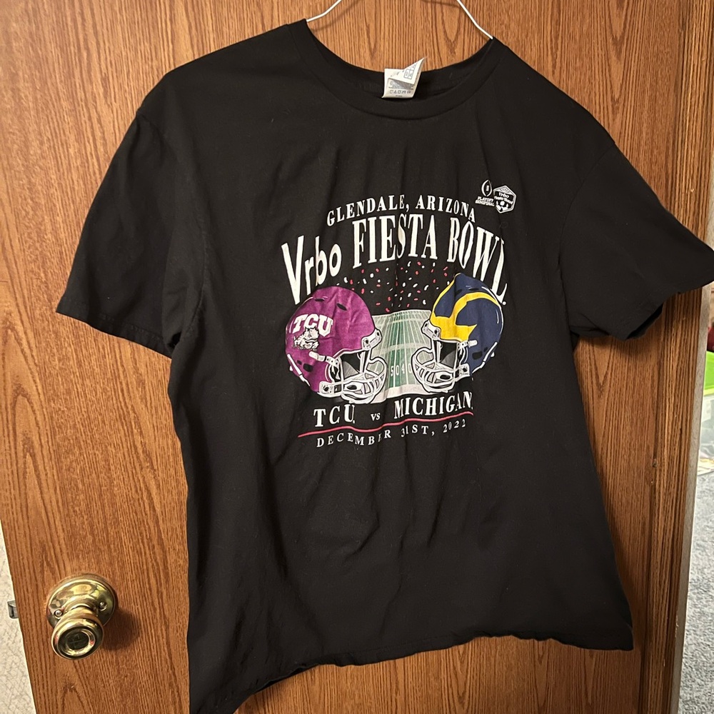 Men’s Vtg Vrbo Fiesta Bowl T-Shirt, TSU VS Michigan December 31st, 2022